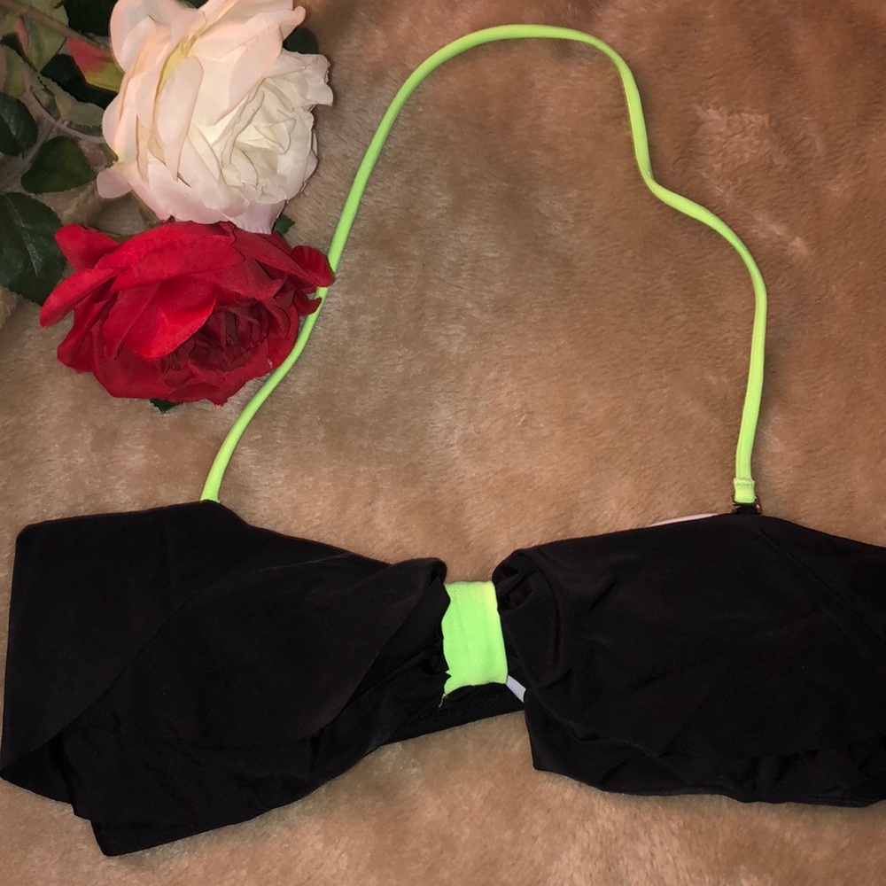 Ruffle Bandeau bikini top
